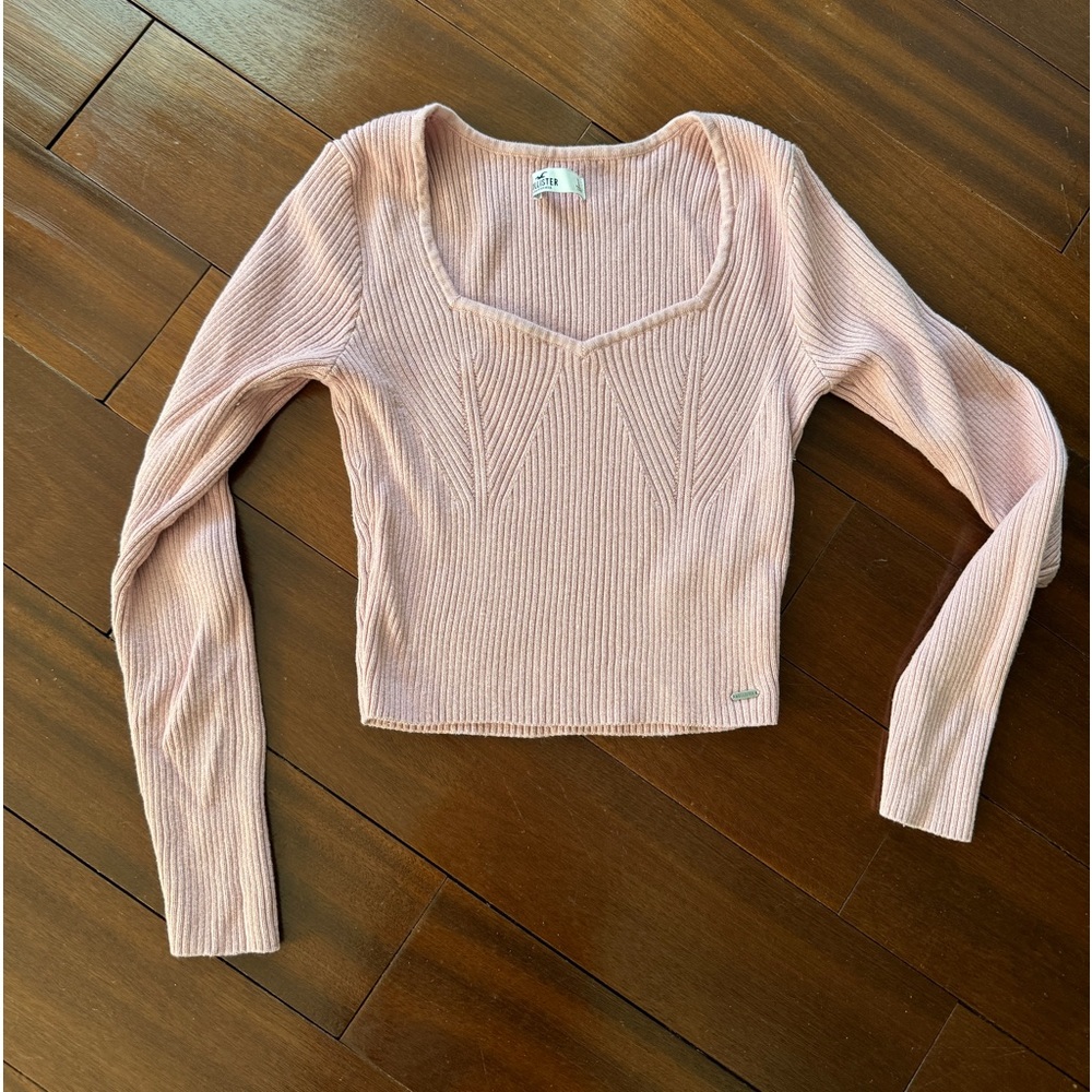 Hollister sweater